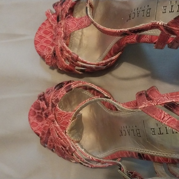 Black House White Market Pick Snake Skin heals Size 7 - Picture 5 of 7